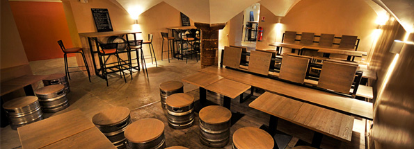 Les fleurs du malt le bar à lyon bar à bière Bar Accueil désign